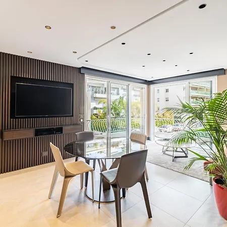 Ref 1997 - - Sea View For Rent *